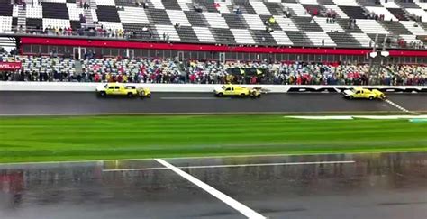 is daytona 500 rained out.